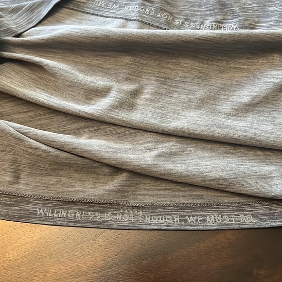 Rhone Reign Tech Short Sleeve - Picture 11 of 13